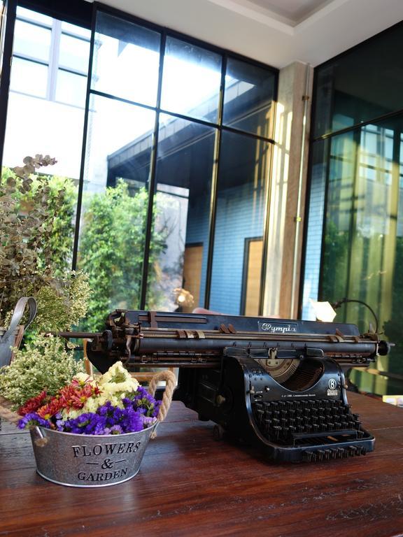 The Restro Hotel Hua Hin Exterior photo