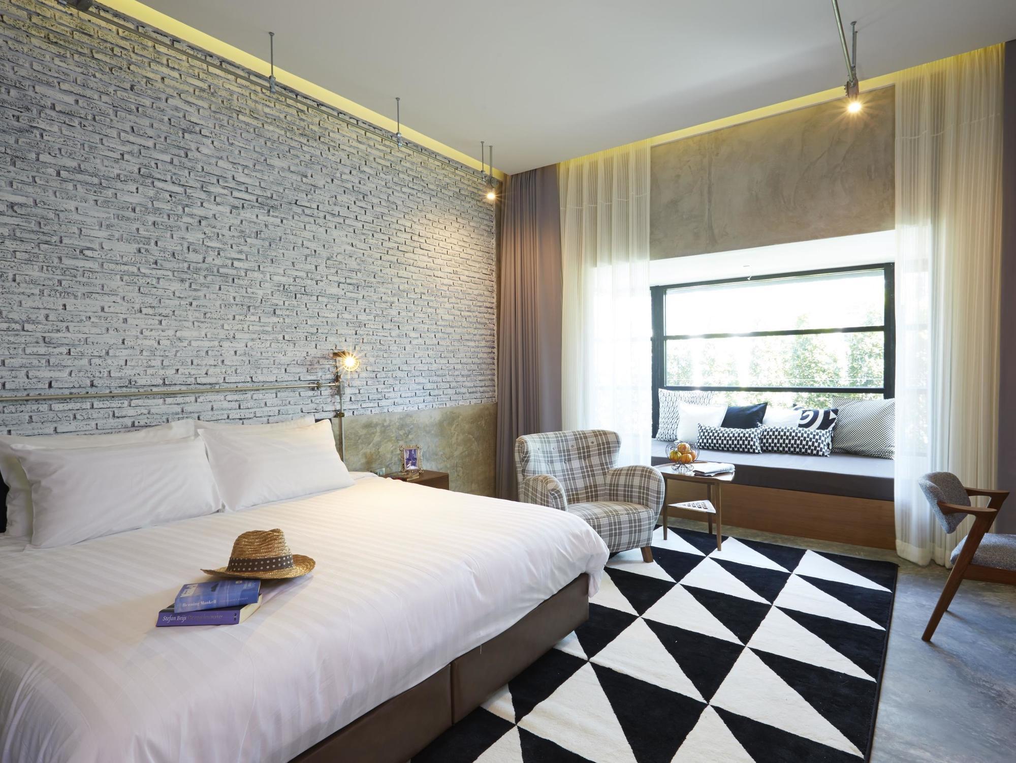 The Restro Hotel Hua Hin Exterior photo