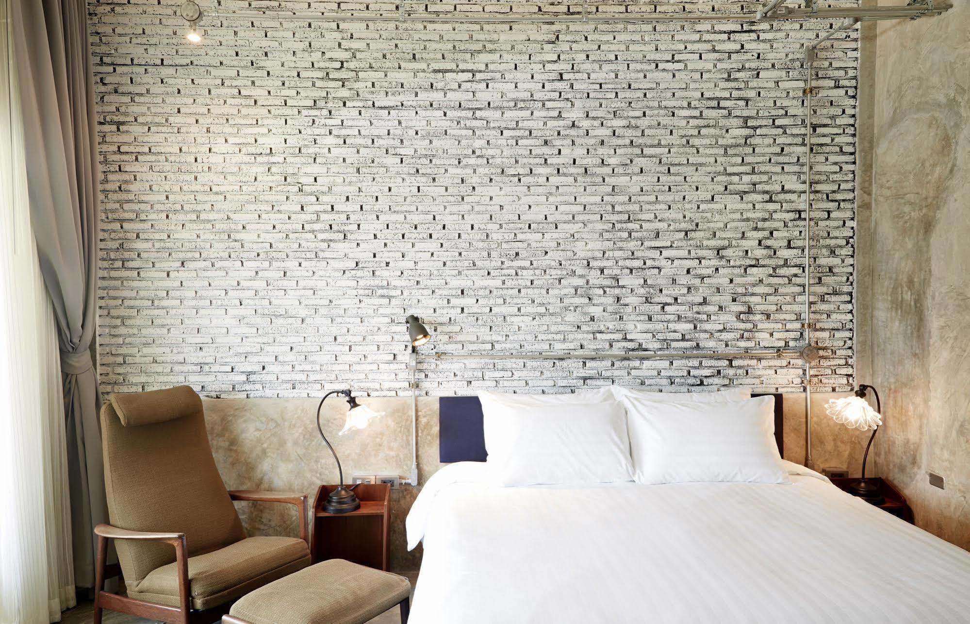 The Restro Hotel Hua Hin Exterior photo